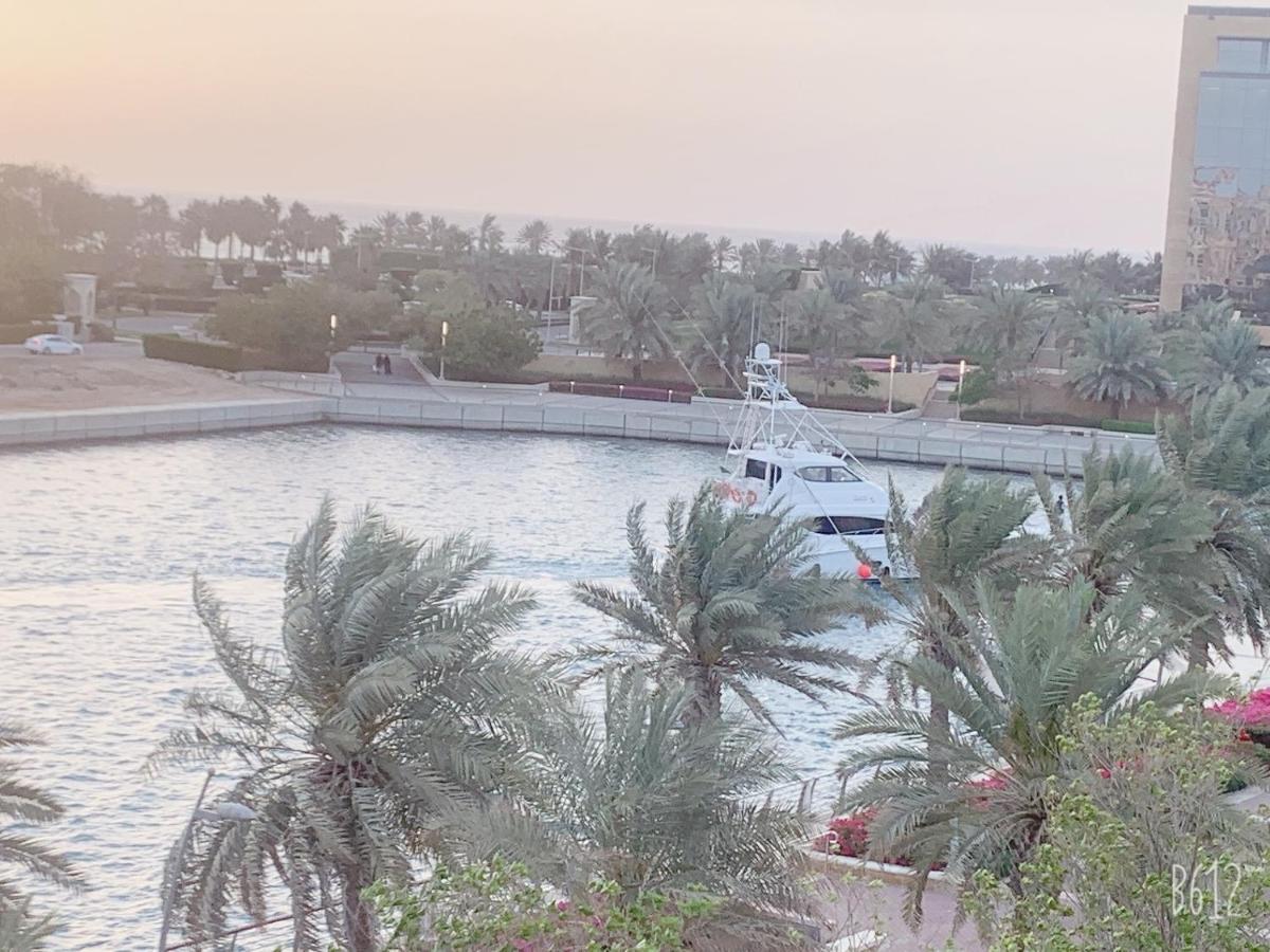 موج البحر ابراج الشاطئ مدينه الملك عبدالله الاقتصاديه عوائل فقط Apartment