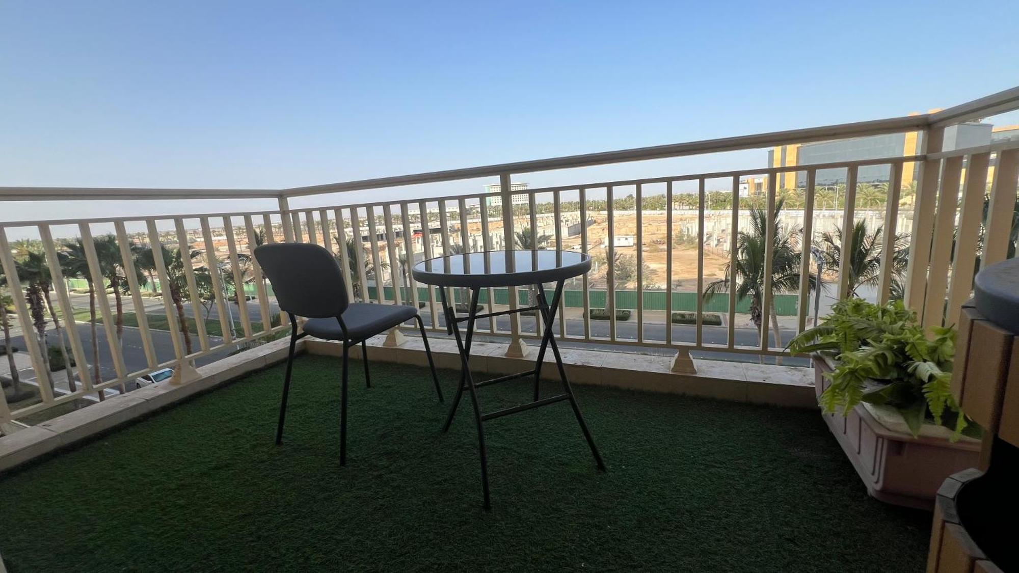 Apartment موج البحر ابراج الشاطئ مدينه الملك عبدالله الاقتصاديه عوائل فقط *