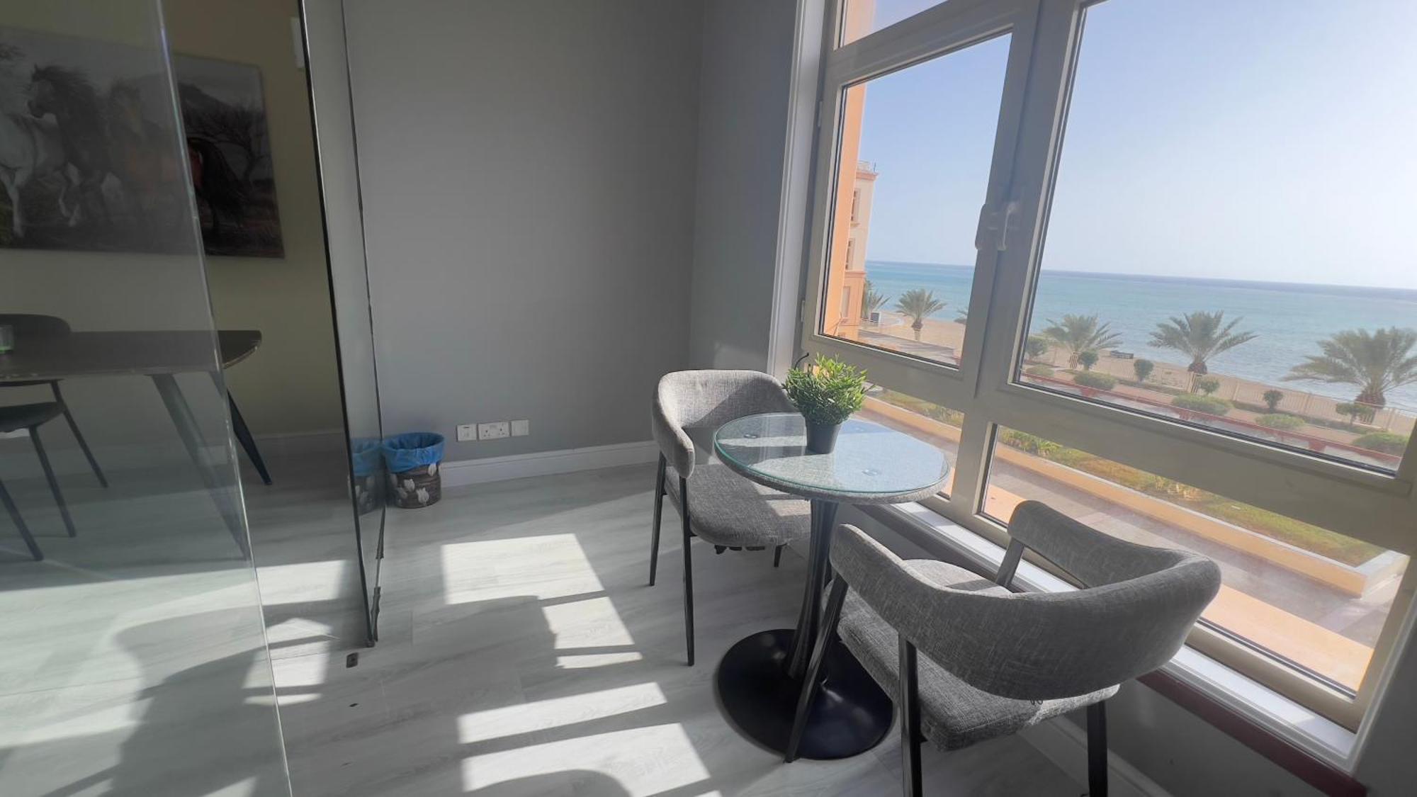 Apartment موج البحر ابراج الشاطئ مدينه الملك عبدالله الاقتصاديه عوائل فقط King Abdullah Economic City