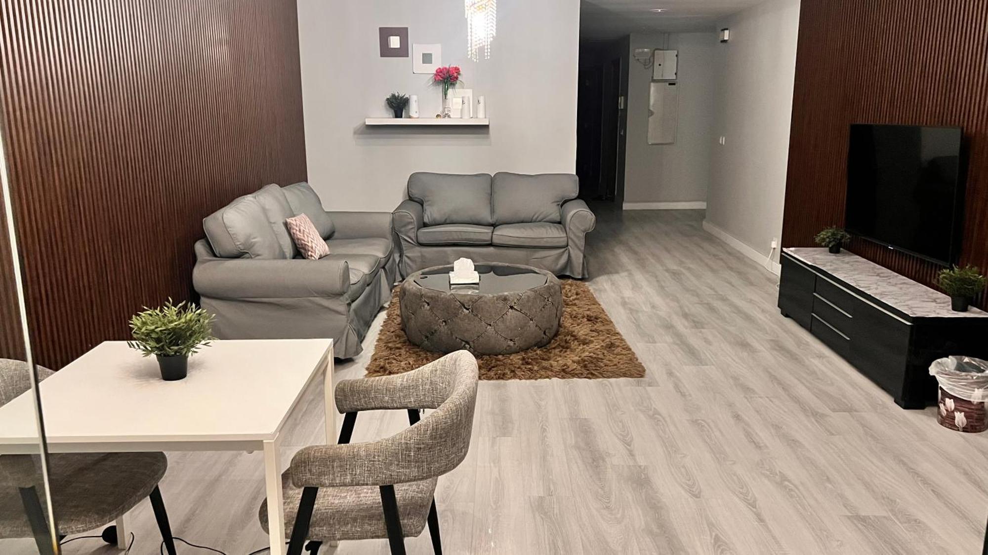 Apartment موج البحر ابراج الشاطئ مدينه الملك عبدالله الاقتصاديه عوائل فقط *